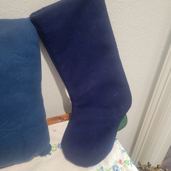 Vintage 90's Christmas Fleece Pillow and 2 stockings matching design - Picture 12 of 13